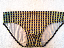 Men's Vintage Swim Brief Size: 7 XL . I DO NOT SHIP TO THE UNITED STATES 