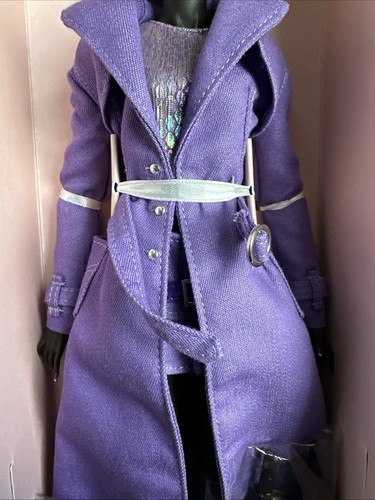 INTEGRITY FASHION ROYALTY NU.FACE HOLOGRAPHIC NOVAE 12” DRESSED AA DOLL NEW NRFB - Picture 11 of 24