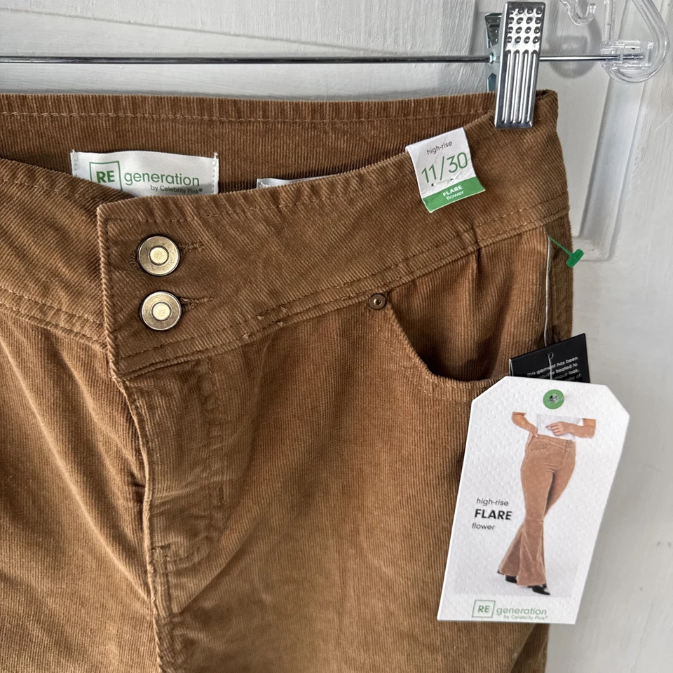 Pantalones acampanados de pana beige flor rosa ReGeneration by Celebrity 11/30 Foto 3 de 4