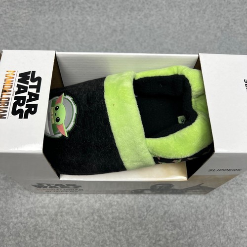 Disney The Mandalorian Star Wars Baby Yoda Cute Slippers Size 5 youth Kids - Picture 2 of 3