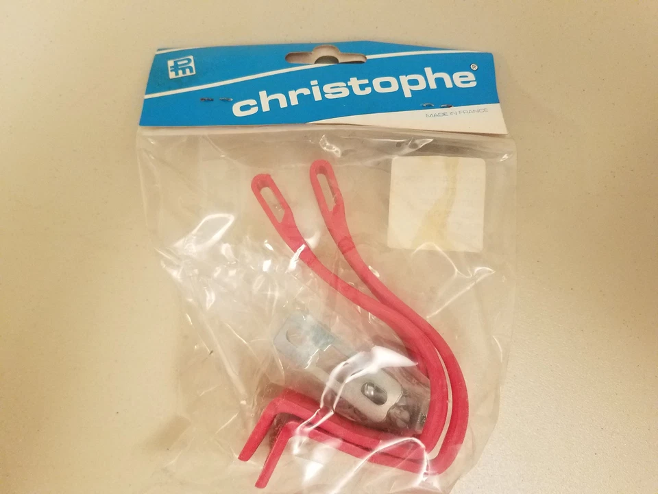 Nuevo de Lote Antiguo Damas Christophe Pinzas para Puntera... Pedales para Bicicleta de Carretera... Francia... Resina Roja... Pequeño Foto 2 de 2