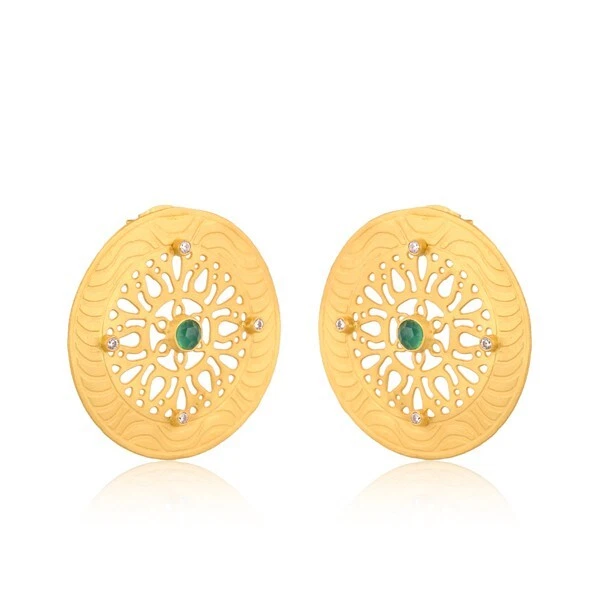 Gold earrings 2024 circle design