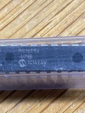 A lot of THREE (3) MICROCHIP PIC16C54 micro-Controllers in a PDIP 18