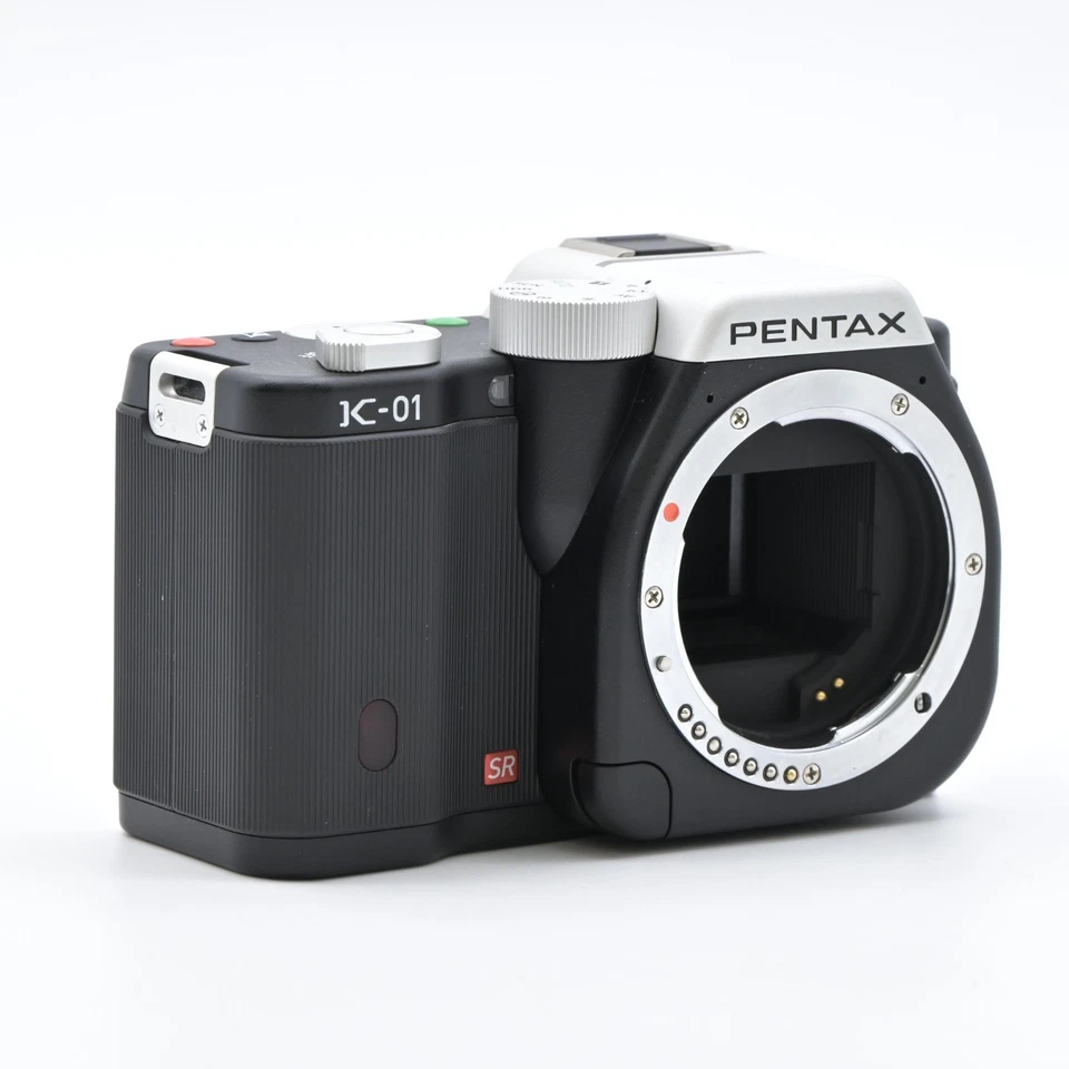 PENTAX K-01 16.0MP Camera Body Black (Shutter Count 729) [Near Mint] #11353 - Image 3 of 4