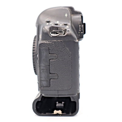 Canon EOS 1D Mark II 8.2MP Digital SLR Camera Body Only - Black