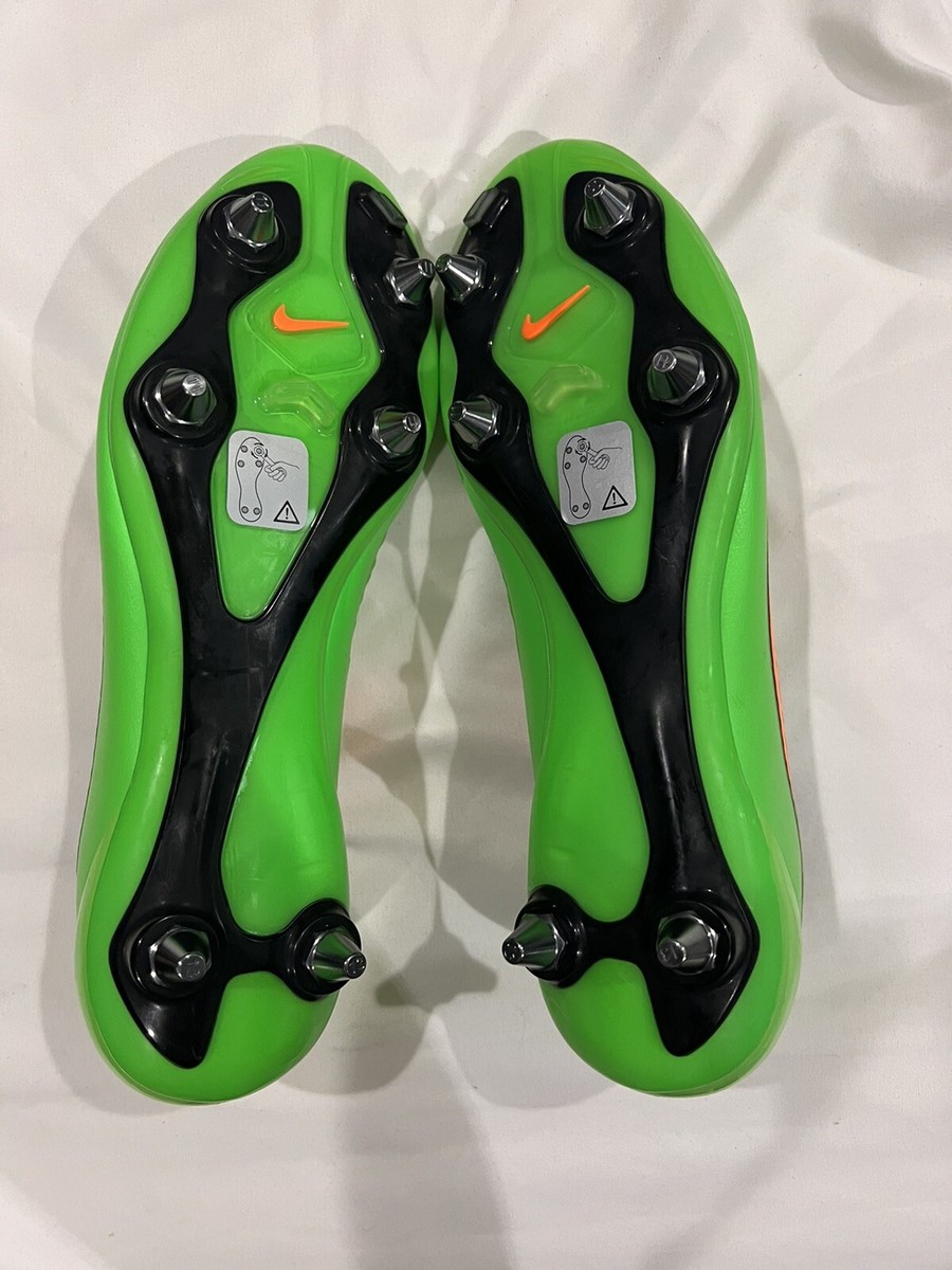 マジスタオーパスSG Nike Magista Opus 1 SG 649232-381. Size 7.5 Green/Orange