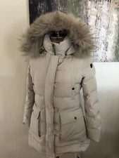 GIMO’S 6D180 Light Tan Cream Down Fur Trim Hooded Puffer Jacket Women’s SIZE 44