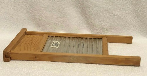 Unbranded HANDI LINGERIE SMALL WOODEN WASHBOARD - Picture 3 of 6