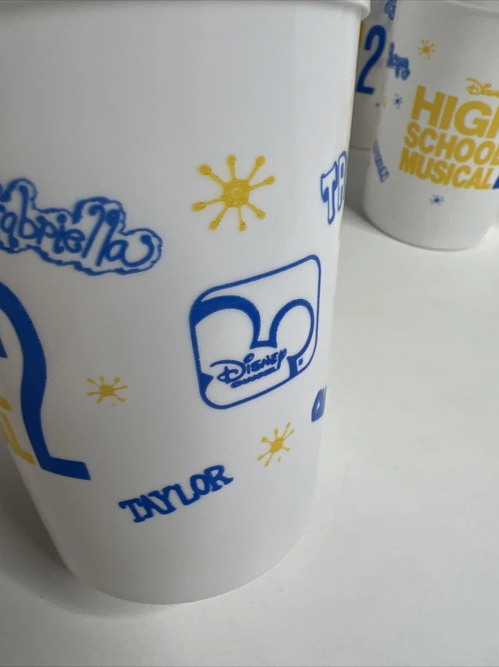 Lote de 25 tazas de plástico para fiesta de cumpleaños Disney High School Musical Foto 3 de 4