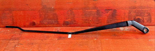 VW Golf IV 4 Benzin Bj.2000 Scheibenwischer Arm vorne rechts 1J1955410A N5645