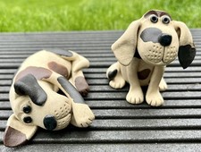 2x Hunting Hounds Dog Ornaments Figures