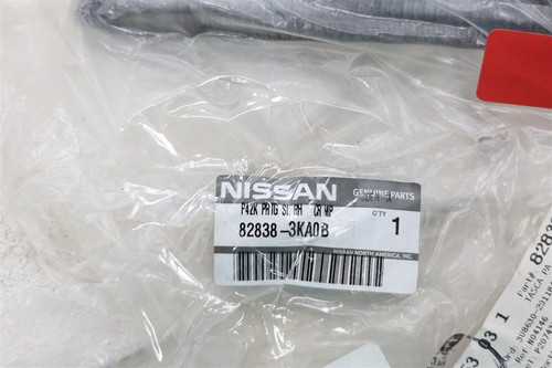NEW OEM Rear Right Door Weatherstrip 828383KA0B for Nissan Pathfinder 13-20 - 第 2/5 張圖片