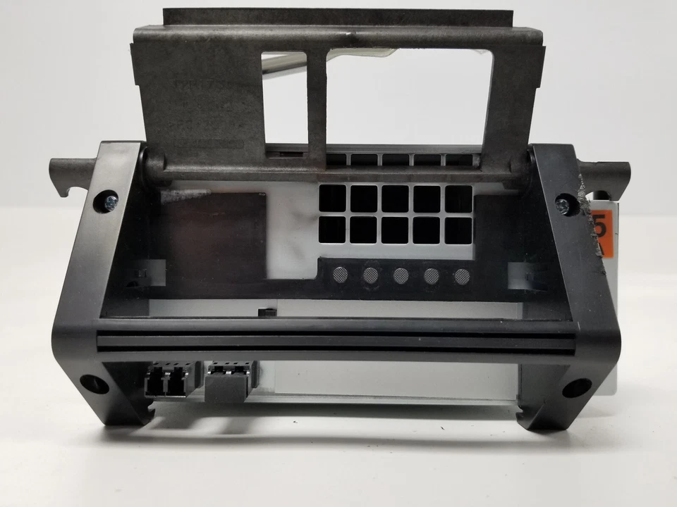 IBM System Storage TS1040 Ultrium LTO 5 Drive Model 3588-F5A (02CE351) - Image 3 of 4