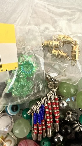 Mix VTG & Modern 6oz Bulk Loose Glass Metal Beads Clasp Jewelry Arts & Crafts - Picture 3 of 5