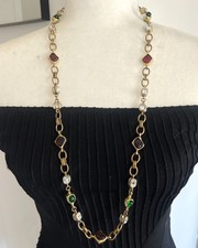 Vtg CHANEL 1970s Cabochon Gripoix Chain Necklace–Cranberry, Emerald & Crystal