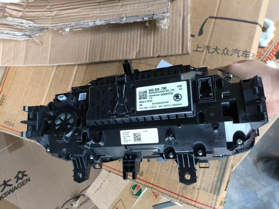 Cuadro de instrumentos Skoda Kodiaq cabina visual 56G920790 ¡NUEVO! Foto 4 de 4