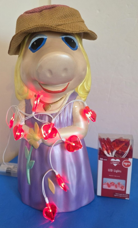 14" Ceramic Miss  Piggy Bank  1981 Hat/ Red Hearts "My Heart Belongs To Kermit"