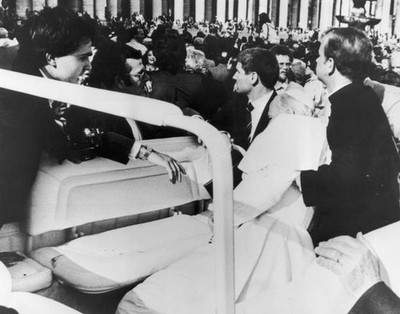 Pope John Paul II is shot by would be assassin Mehmet Ali Agca in - Old Photo