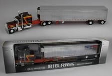 DCP 1:64 *BIG RIGS SERIES 2 #4* HURRICANE EXPRESS Peterbilt 389 w/CHROME REEFER