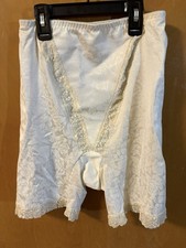 Playtex Secrets 2886 Vintage Floral Lace Girdle Shapewear White Size M