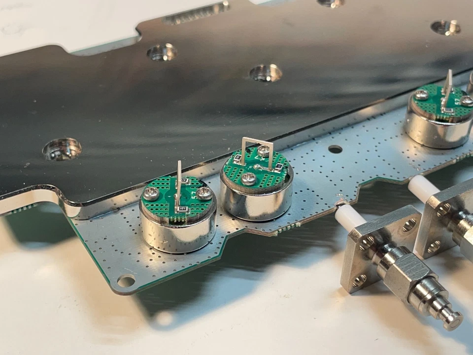 Amplificador de bajo ruido KMW LNA 800M 4G estación base torre celular Foto 3 de 4