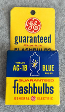 Vintage GENERAL ELECTRIC GE AG-1B Blue Bulb Flashbulbs 12 Bulbs New Box