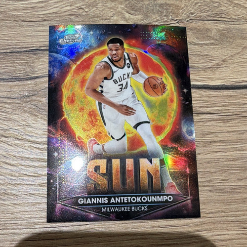 Topps Cosmic Chrome Giannis Antetokounmpo Bucks Sun PPS-4 2025-26