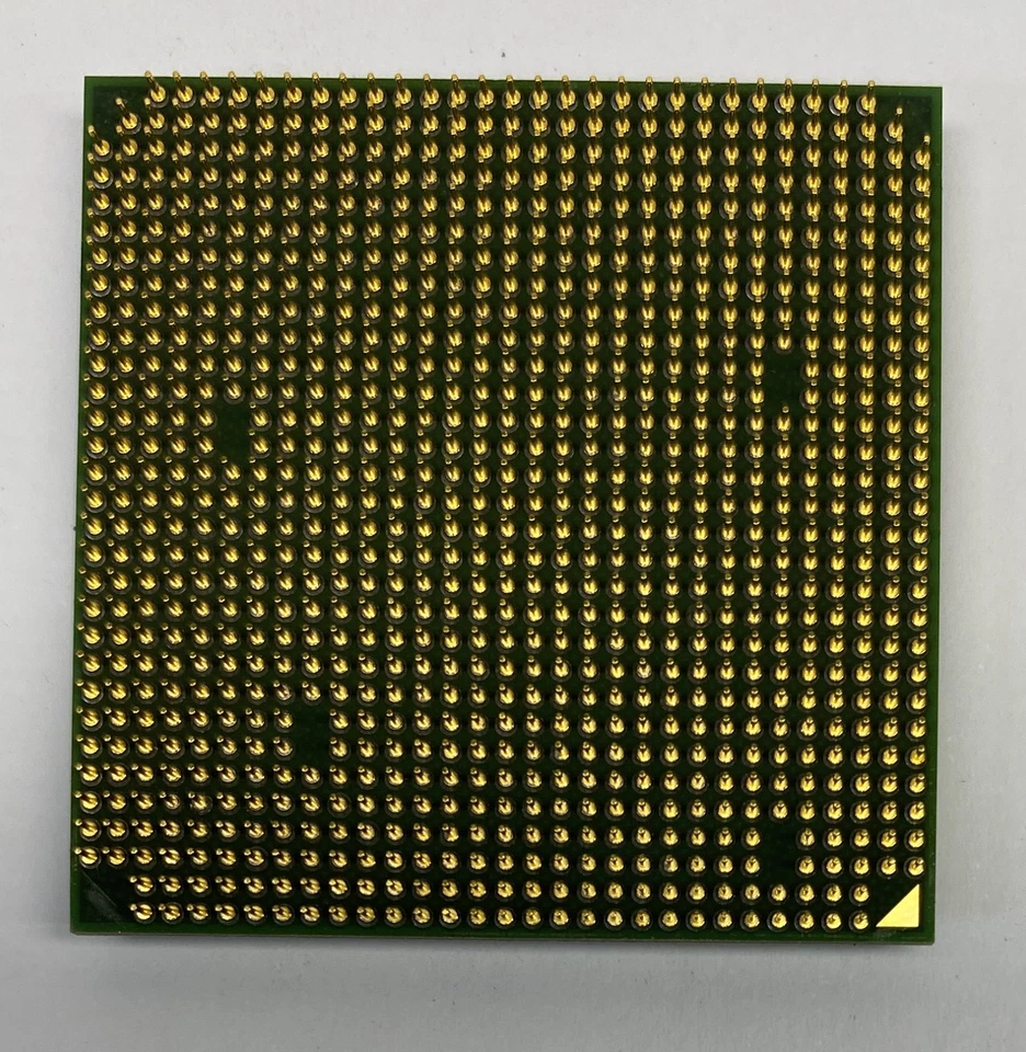 AMD Athlon 64 3500+ ADA3500DAA4BW 2.2GHz Socket 939 Processor / CPU - Image 3 of 4