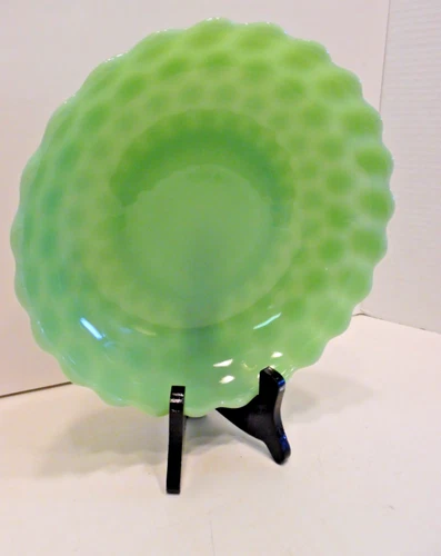 FIRE KING JADEITE  BUBBLE PATTERN SERVING BOWL 8-1/2"  SCALLOPED EDGE
