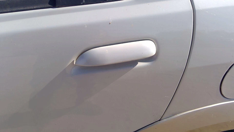 02-07 Buick Rendezvous Driver Manija de puerta exterior trasera izquierda OEM plateada 97u Foto 2 de 4