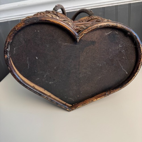 Vintage Heart Shaped Picnic Sewing Storage Basket Woven Wicker Rattan Handles - Imagen 8 de 10