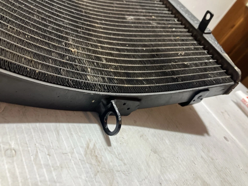 2004 Honda Cbr600rr Radiator (Oem) Foto 4 de 4
