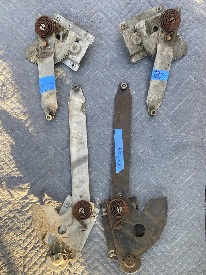 Ford Fairlane 1966-67, Mercury Comet las 4 puertas OEM reguladores de ventana Foto 2 de 2