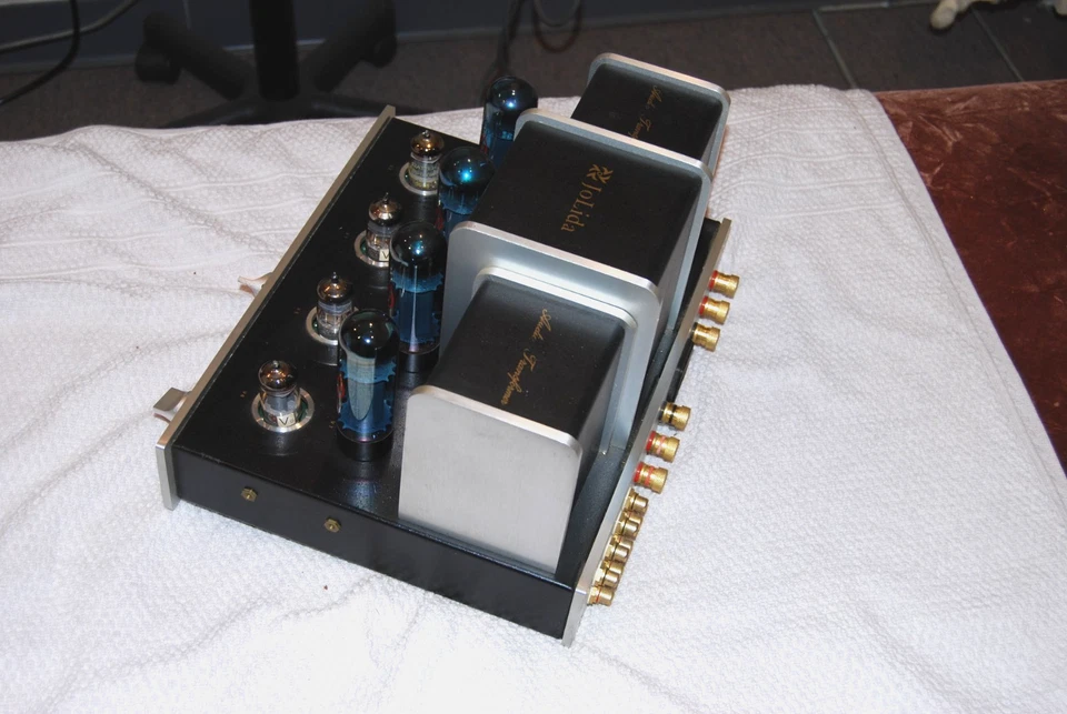 Усилитель интегрированный JOLIDA JD202. Состояние товара Prisitne. - Изображение 2 из 3