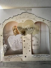 Jeanne Arthes paris Le Chalet Merveilleux Amore Mio White Pearl Set