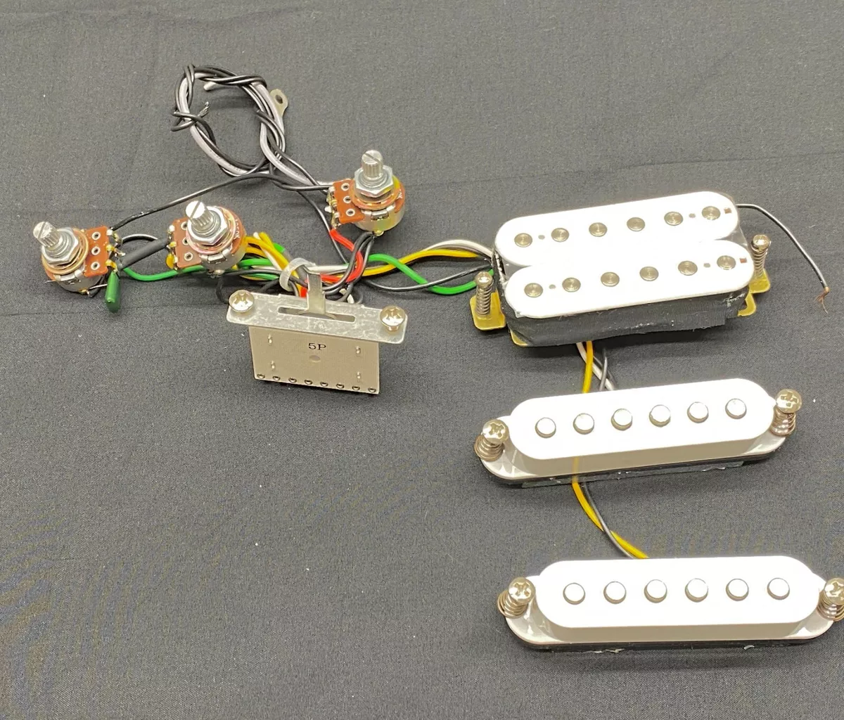 Fender Squier WIRED FAT PICKUP SET HSS w Pots Switch for Strat