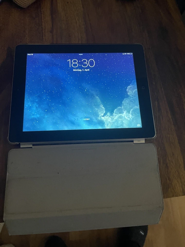 Apple iPad (3rd generation) · 64GB · Cellular, Foto 1 von 5