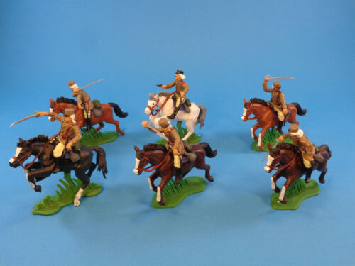BRITAINS DSG * FRENCH FOREIGN LEGION 1918 MOUNTED (brown cloths) * TOY SOLDIERS - Picture 1 of 12