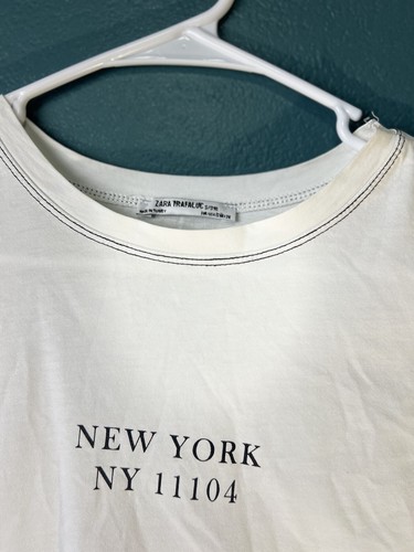 Autentica T-shirt Zara bianca a maniche corte (piccola) - usata - Foto 4 di 6