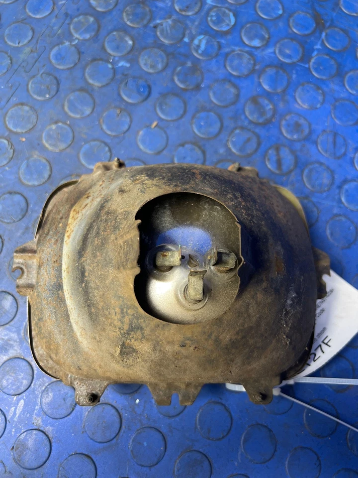 1982 - 1993 Chevy S10 Headlight Assembly LH Driver Side w/o Chrome OEM 16522983 - Image 2 of 2