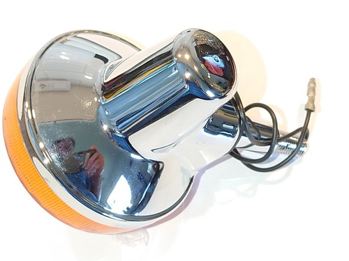 Lamp assy, fr turn signal NOS Genuine Suzuki 35601-27290-999 RV50 #MC168 - Picture 2 of 5