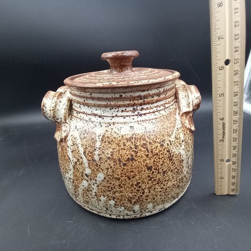 SALE Art Studio Pottery Hand Made Rustic Stoneware Lidded Bean/Crock Pot Signed - Picture 14 of 14