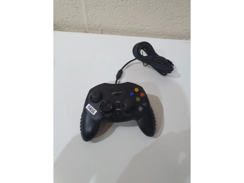 4Gamers SPC770 Black Wired Handheld Xbox JoyPad Gaming Controller - For Parts - Image 2 of 4