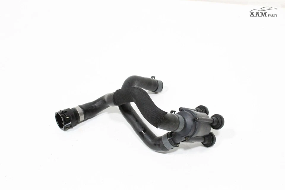 AUDI A5 QUATTRO 2018-20 2,0 L refrigerante secundario bomba de agua auxiliar con manguera OEM Foto 2 de 4