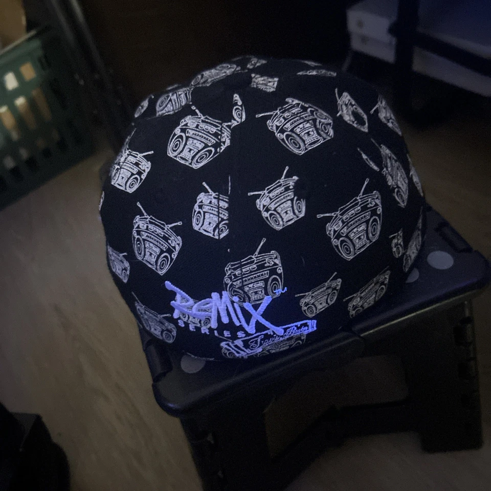 DC Shoes x Travis Barker Remix Series New Era Boombox Fitted Hat 7 3/8 Blink 182 - Image 3 of 4