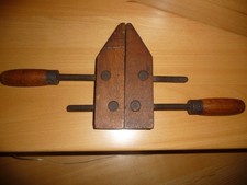 Alte Schraubzwinge Holz