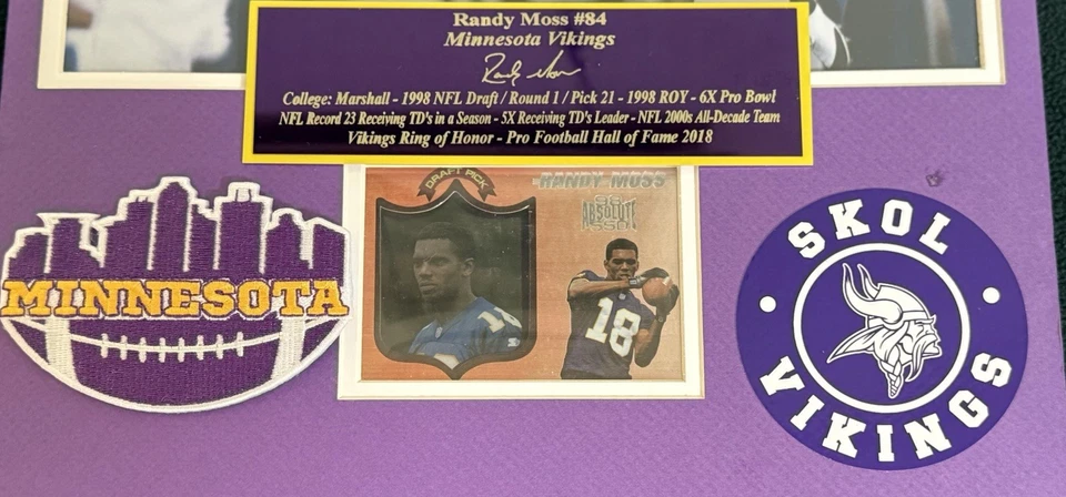 FOTO DE MUSGO RANDY DE LOS VIKINGS DE LA NFL, PLACA DE IDENTIFICACIÓN, ENMARAÑADA con TARJETA Y PARCHE🏈 Foto 3 de 4