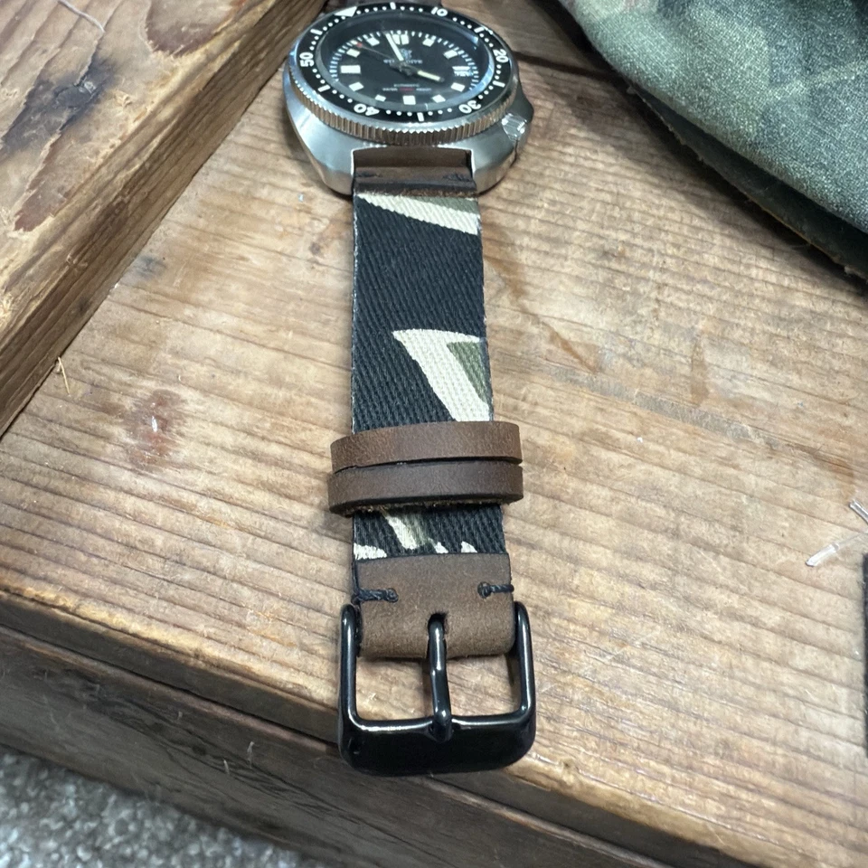 Correa de reloj personalizada a rayas de tigre camuflada de 20 mm de cuero hecha a mano - Apocalipsis de Vietnam Foto 4 de 4