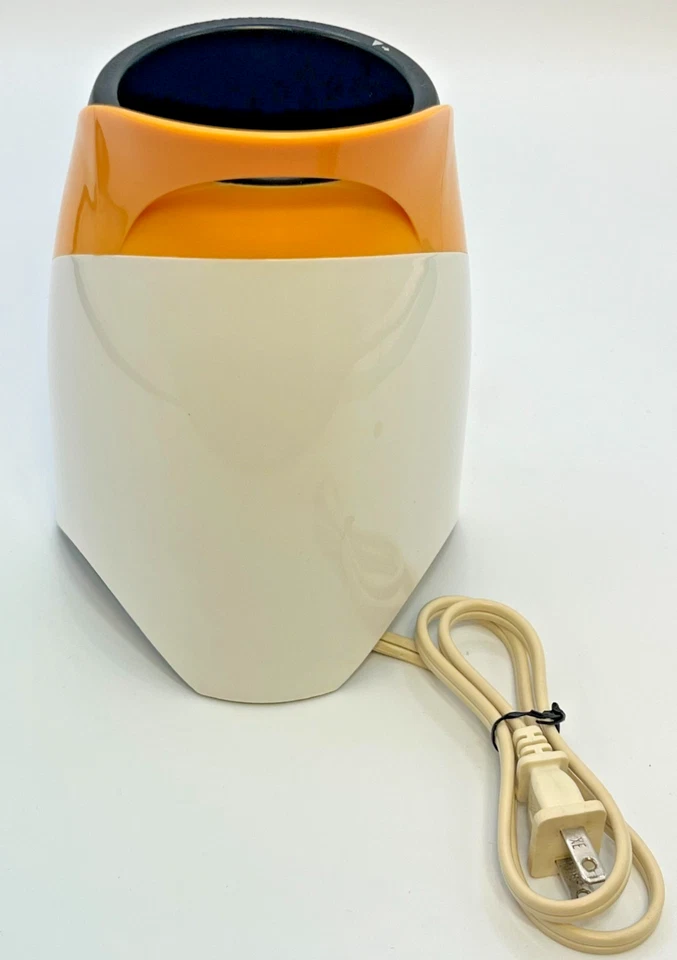 Difícil de encontrar Oster My Blend licuadora naranja motor de 250 vatios solamente, probado y funciona muy bien! Foto 3 de 4