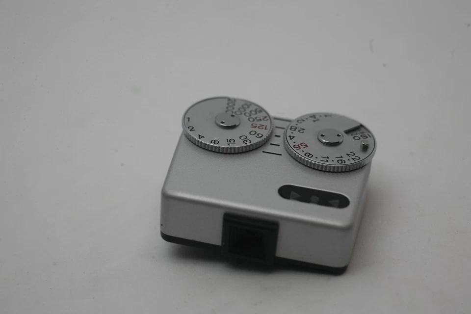 Voigtlander VC Meter II - Cromo - Medidor de luz de zapata fría - Probado y funcionando Foto 2 de 4